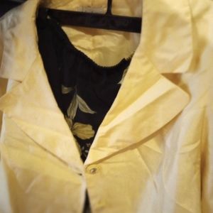 Gold shirt jacket matching black black matching top skirt /